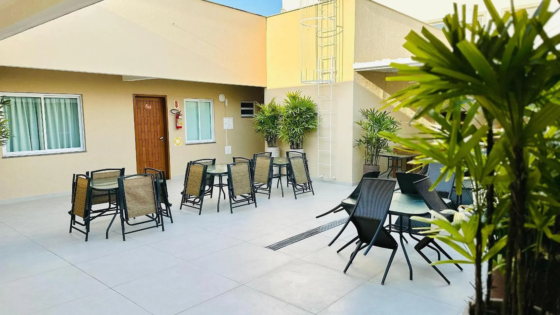 Apartamento Apto completo, espaço gourmet, 70m praia Florianópolis
